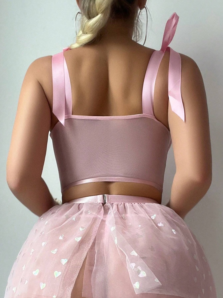 LENCERÍA CON FALDA LAZOS Y FORMA DE CORAZÓN