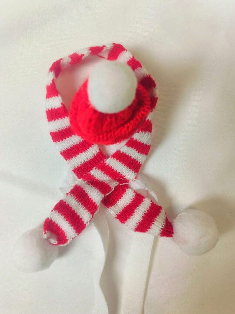 TANGA NAVIDEÑA DE GORRITO Y BUFANDA