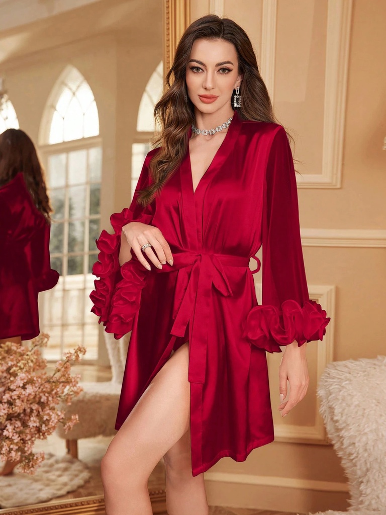 BATA SEMILARGA CON ADORNOS FLORALES